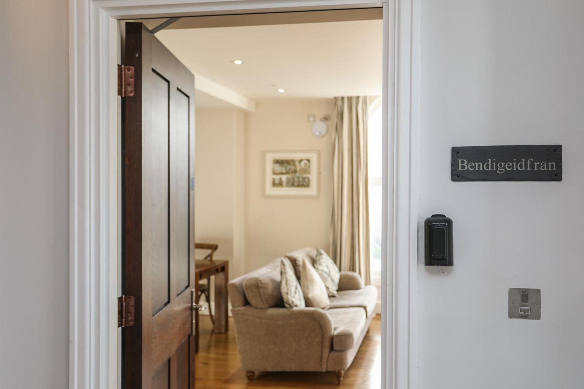 Harlech Apartments - Bendigeidfran Zewnętrze zdjęcie